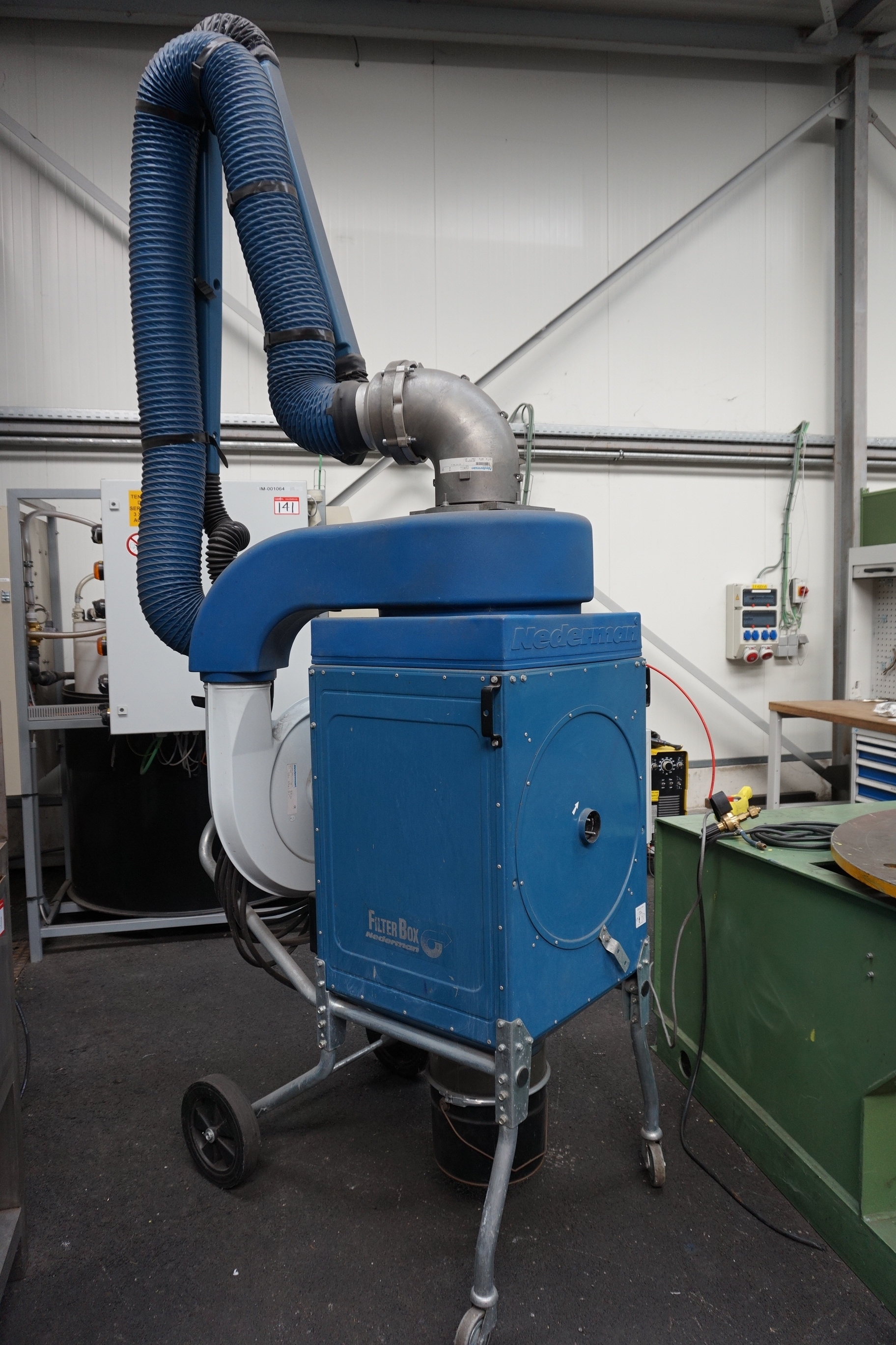 Nederman Dust Extractor