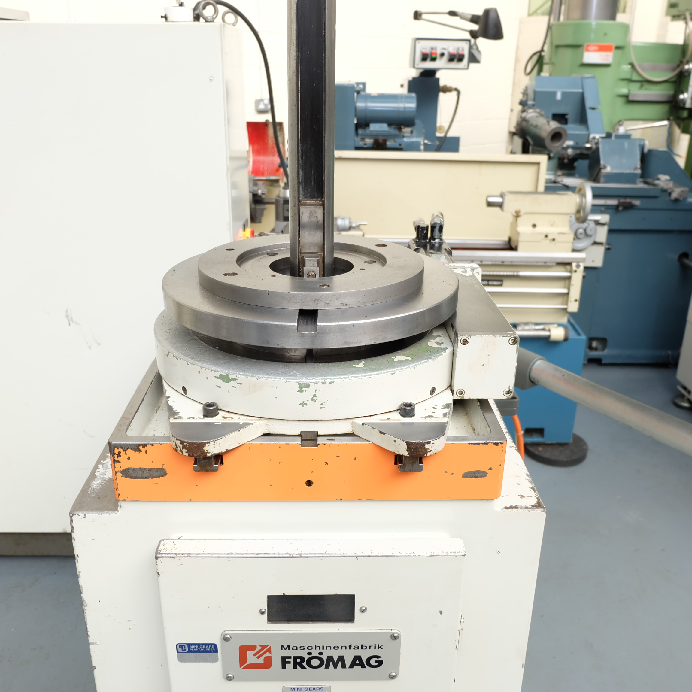 Fromag Type CNC E32/425 Keyseating Machine
