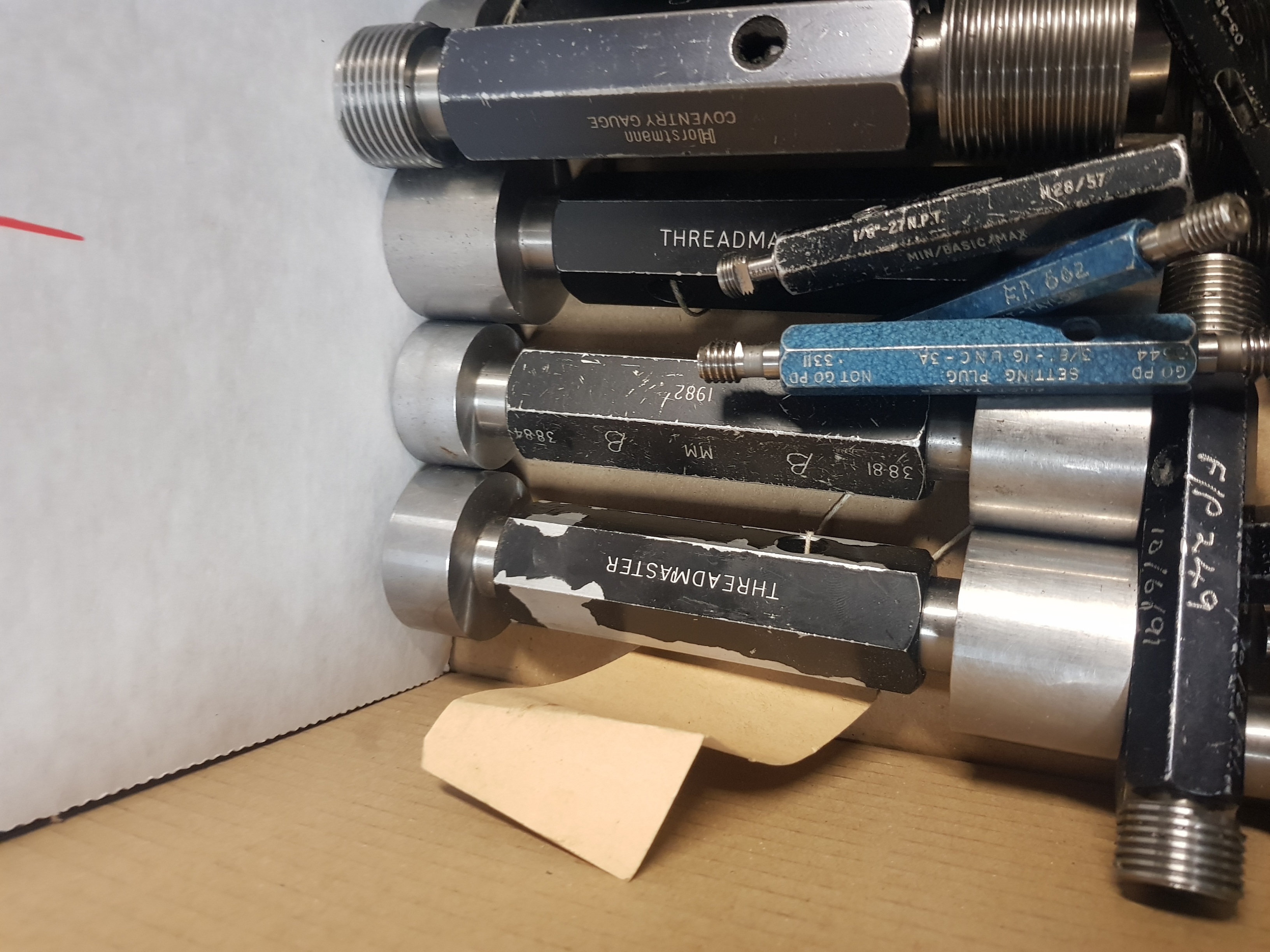 Various Plug Gauges