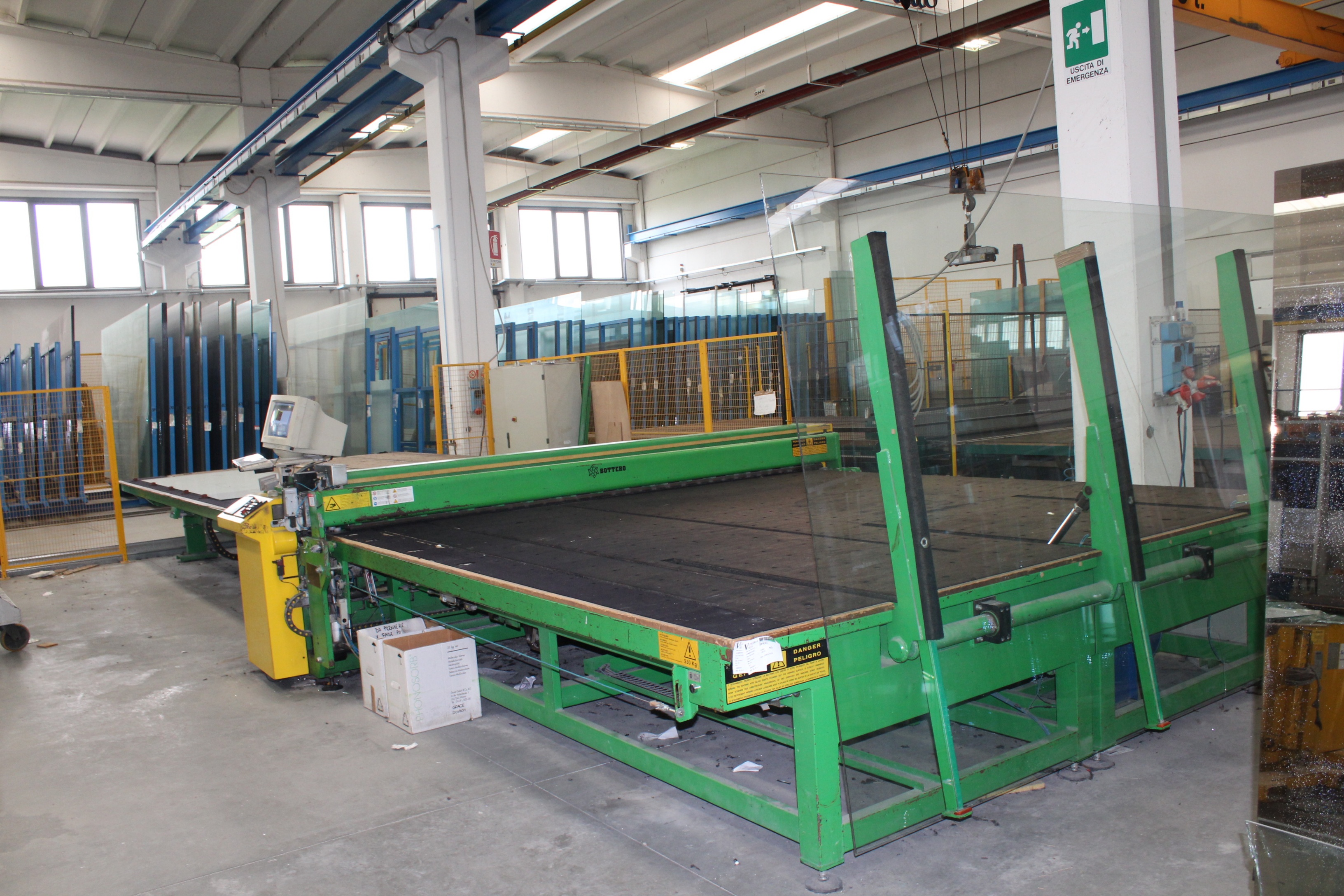 Bottero Type 734 AVL Laminated Glass Cutting Table