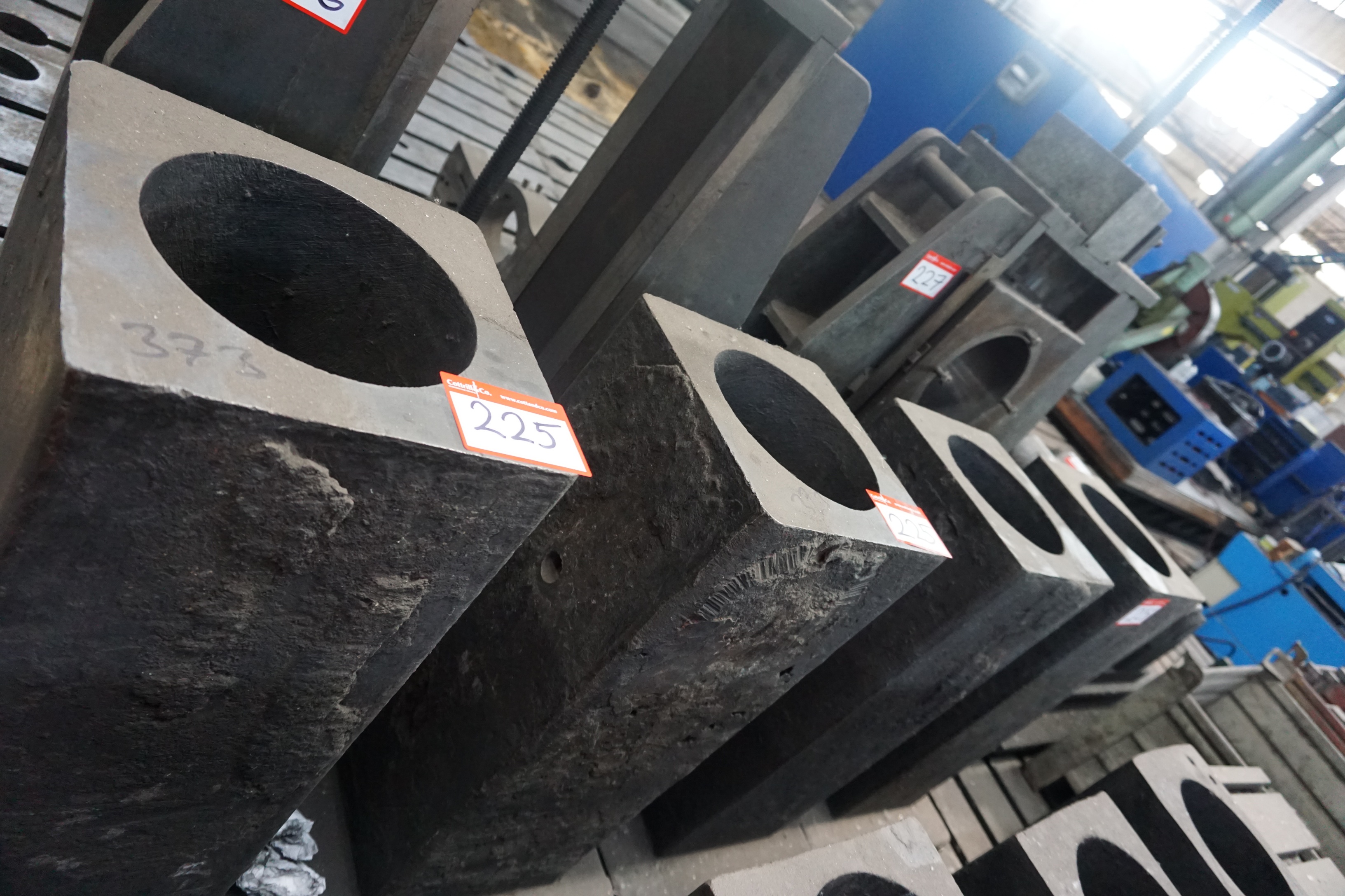 (4) x Square Supporting Blocks 480mm x 480mm x 810mm