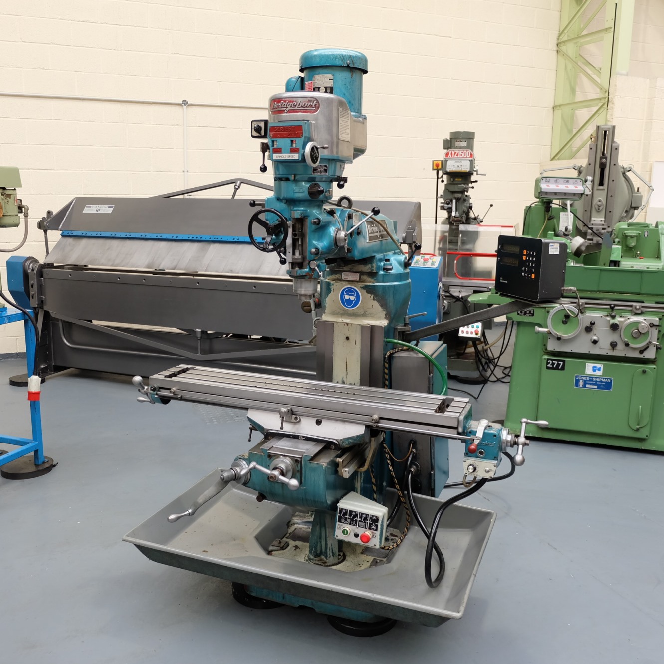 Bridgeport Variable Speed Turret Milling Machine