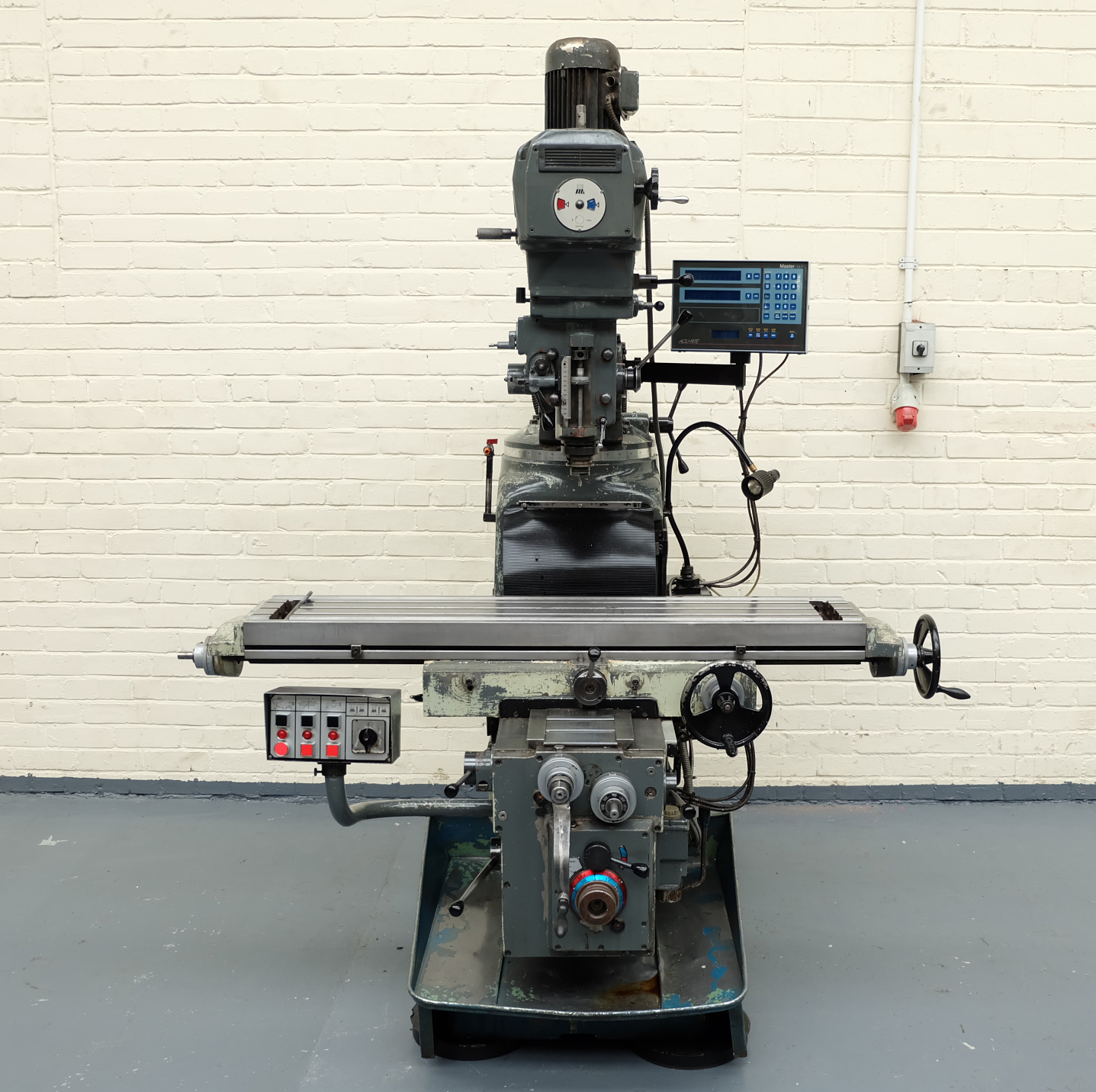 AJAX Model AJT4 Turret Milling Machine
