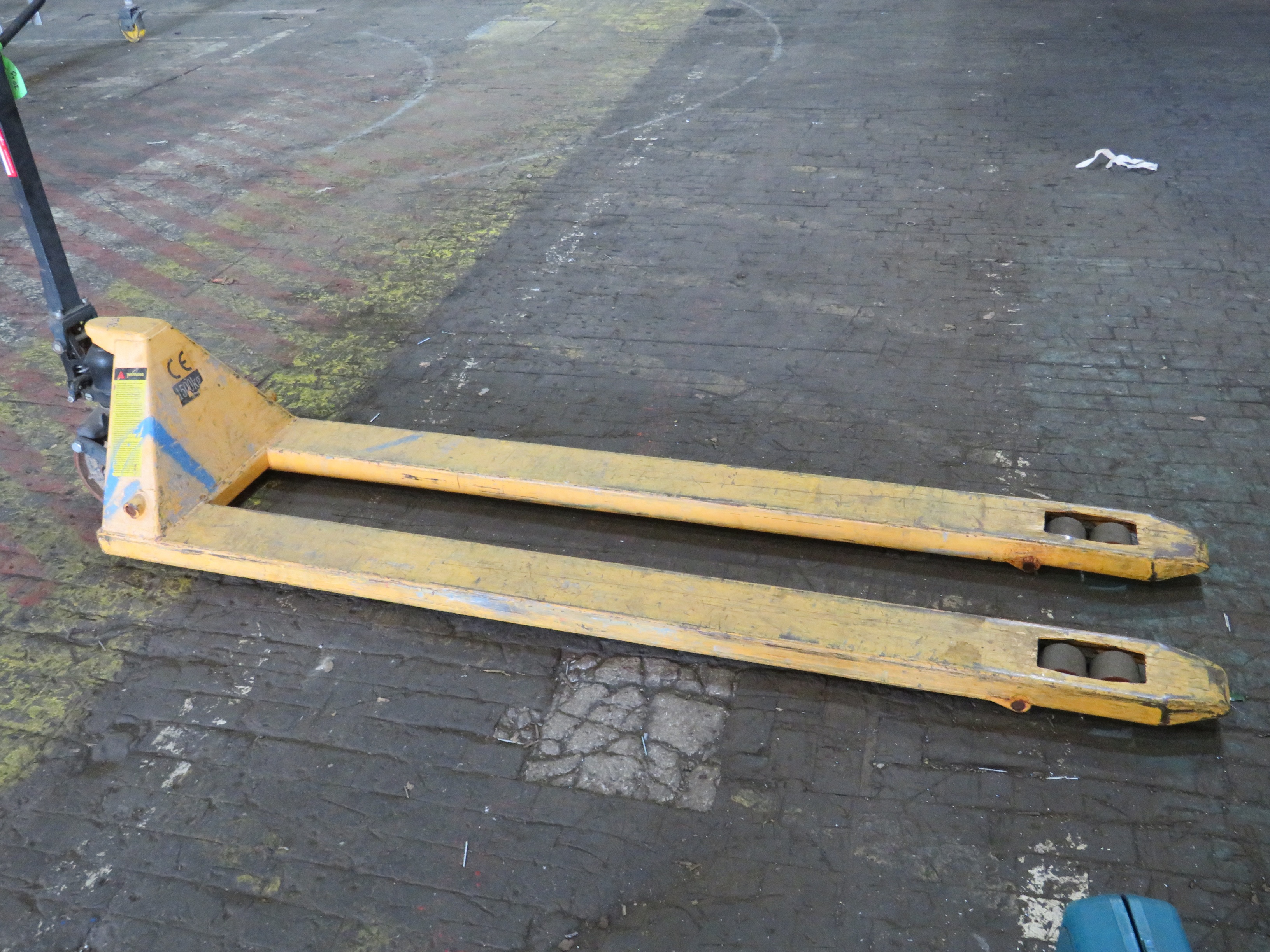 Pallet Truck, Fork length 2M