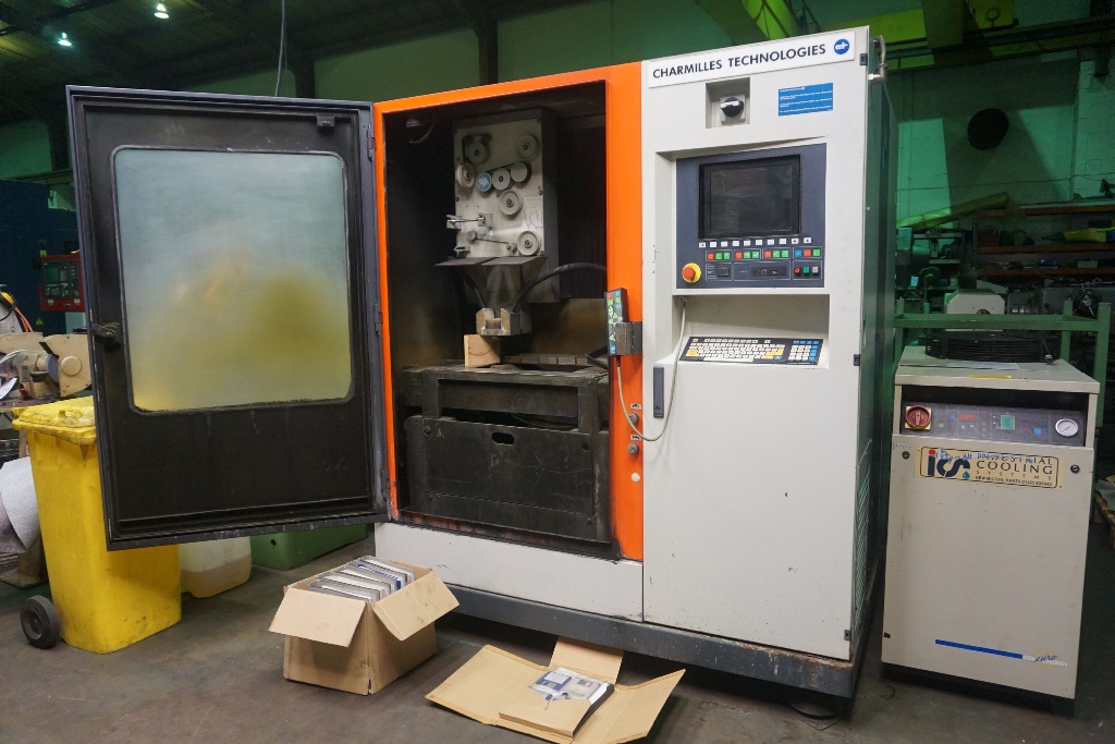 Charmilles Robofil 290 CNC Wire EDM Machine