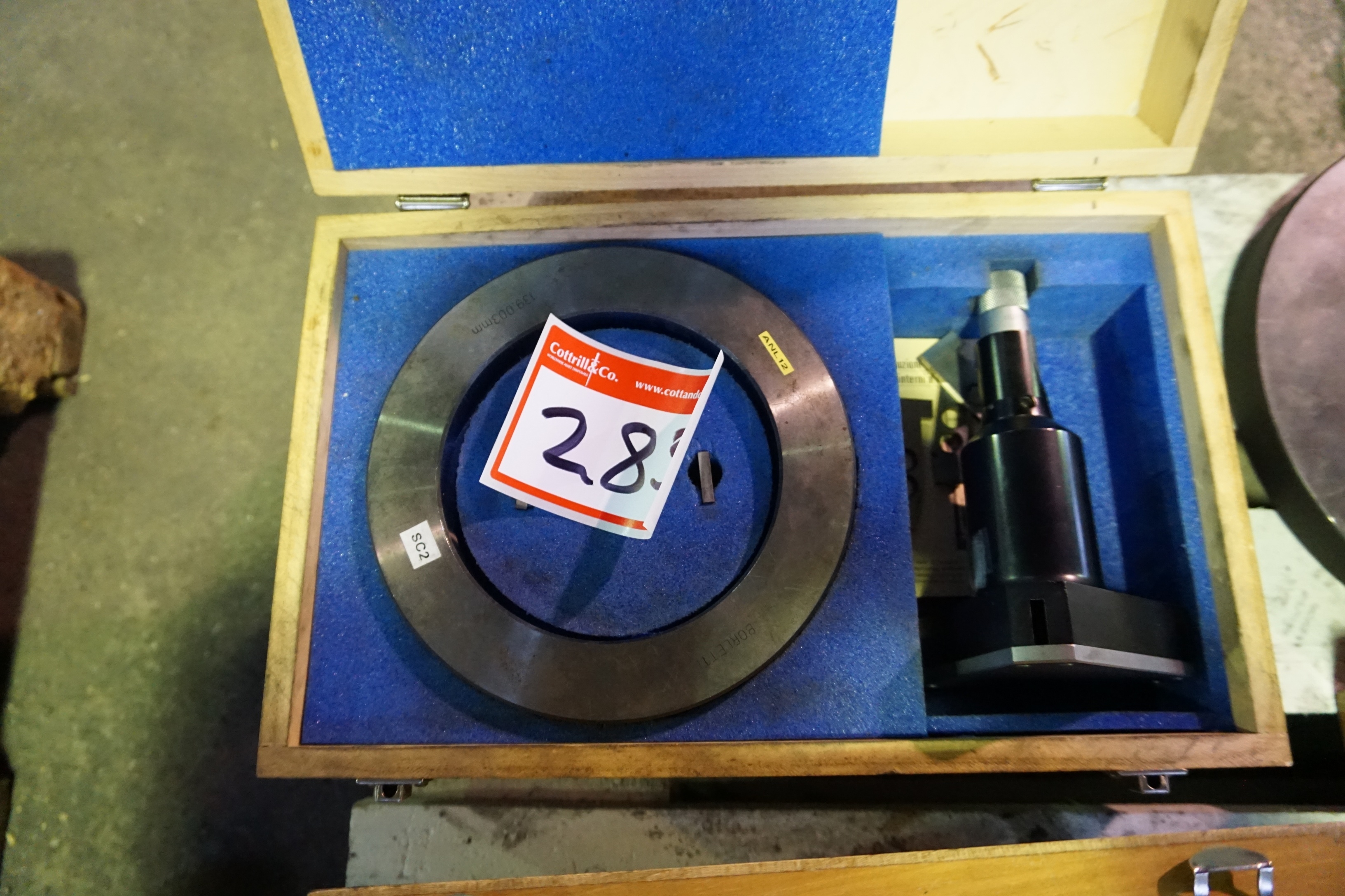 Bore Gauge with Setting Ring 126 152mm