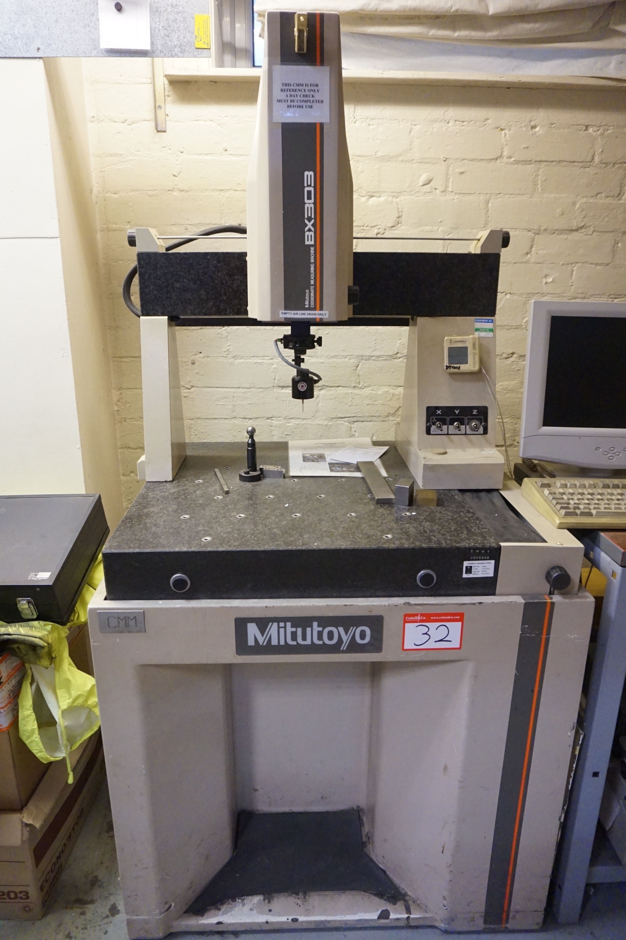 Mitutoyo BX303 Coordinate Measuring Machine