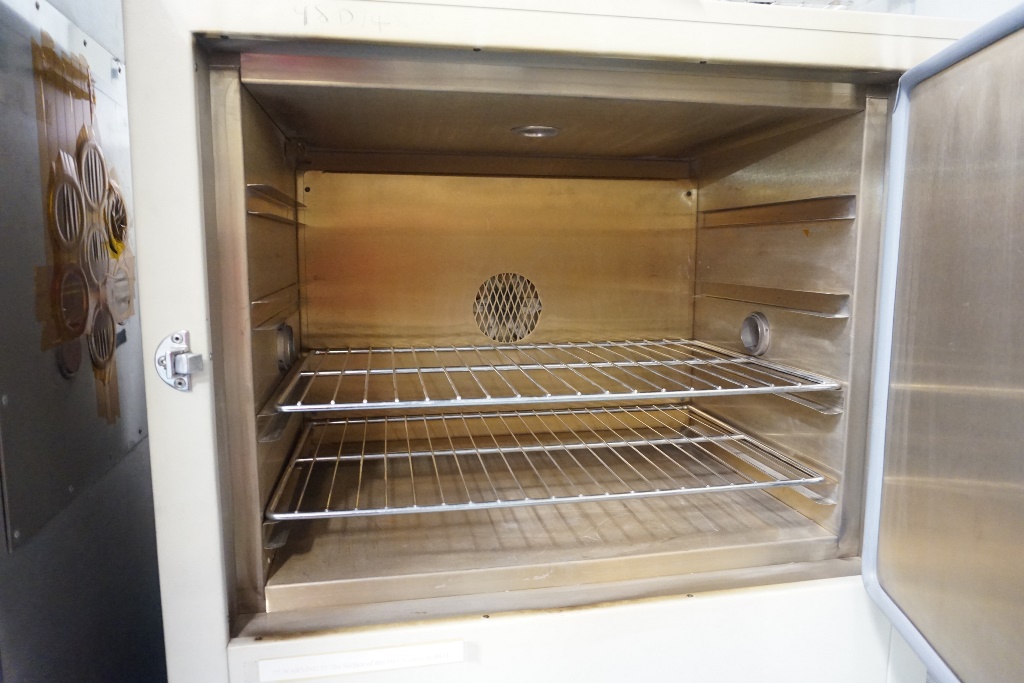 Genlab BS130S Bench Top Oven