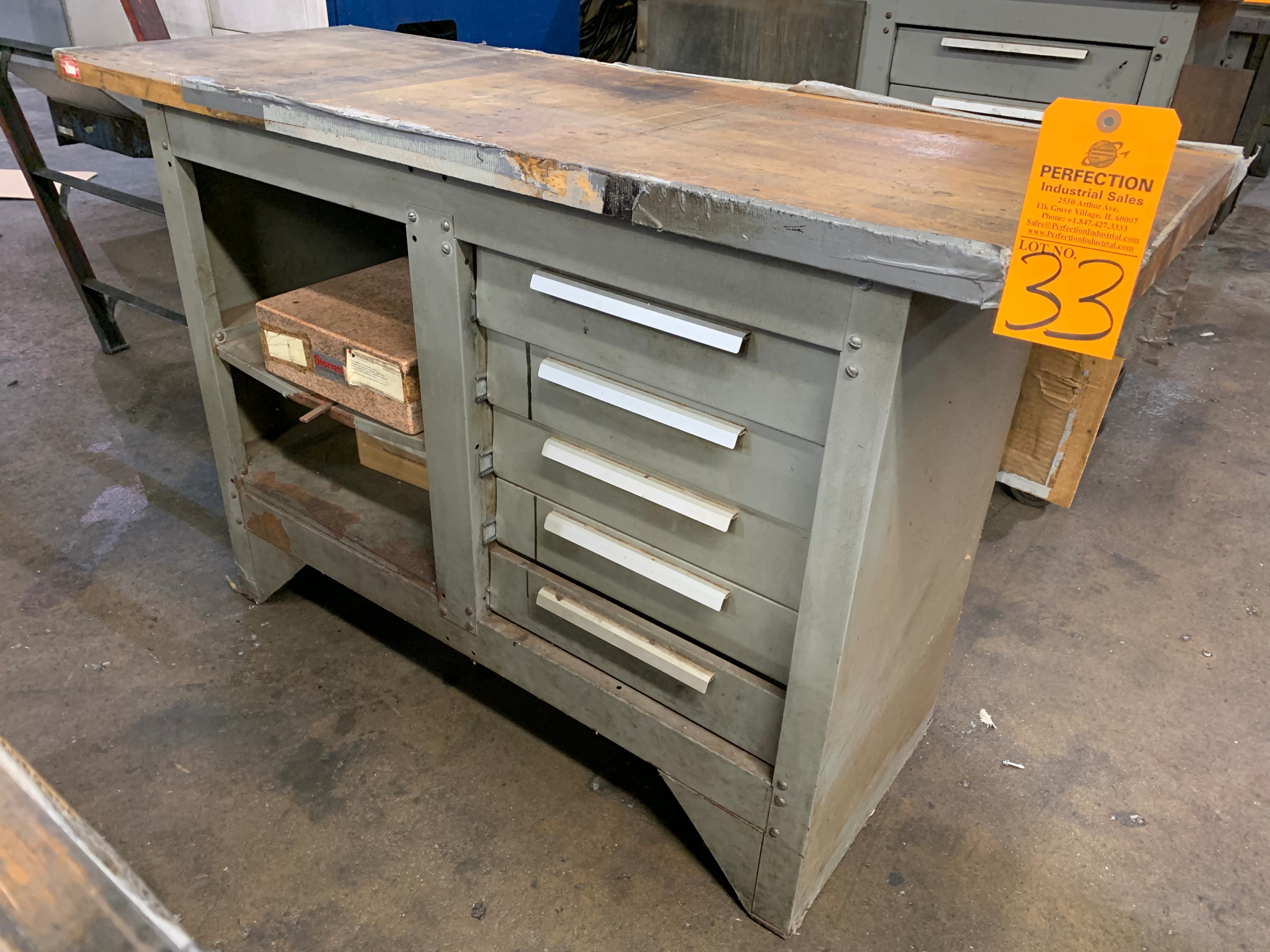 Kennedy Wood Bench w/ 20