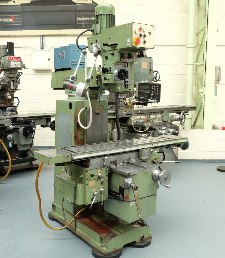 TOS Type FNK 25A Turret Head Milling Machine