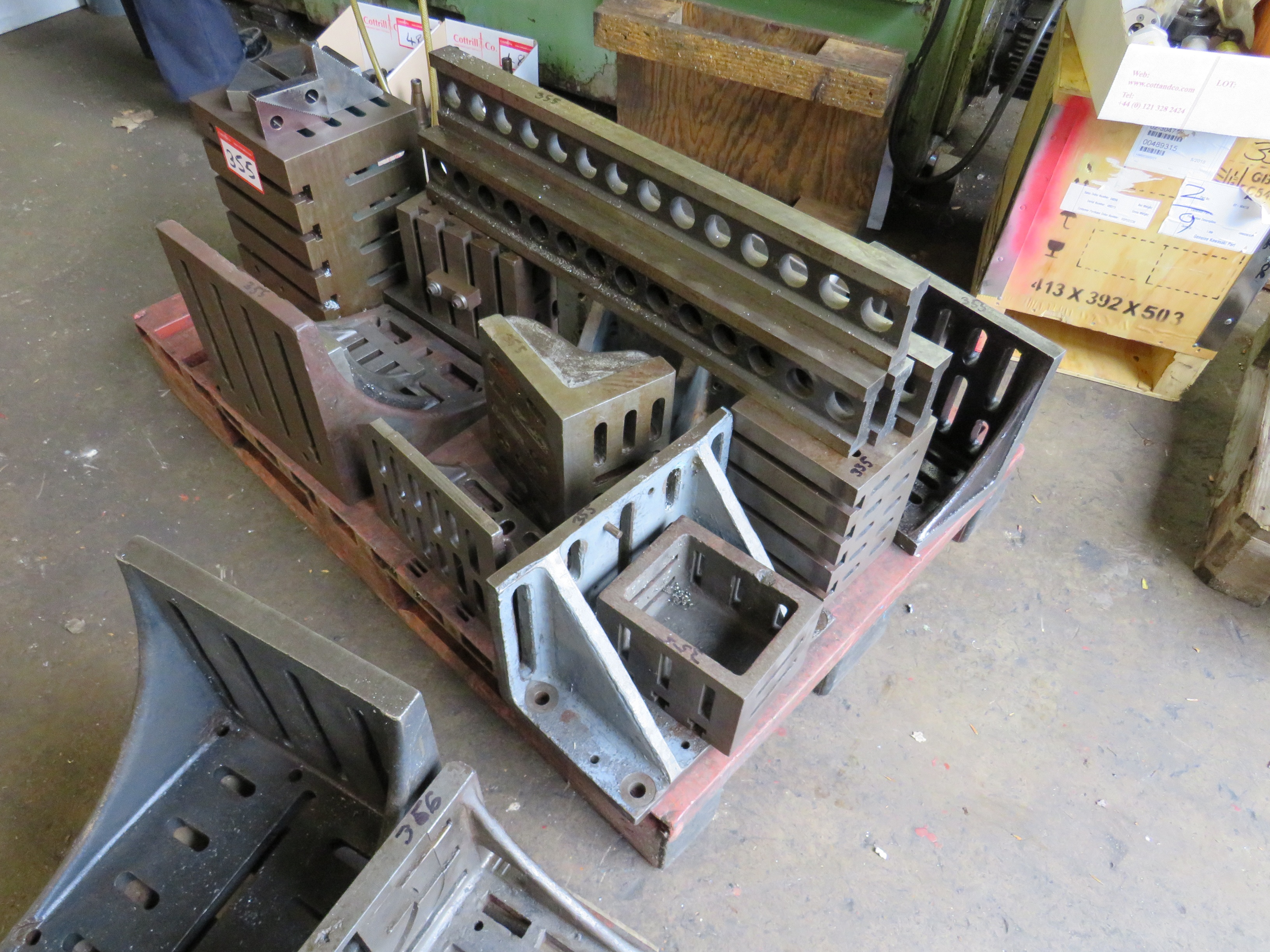 Qty Angle Plates & Cubes