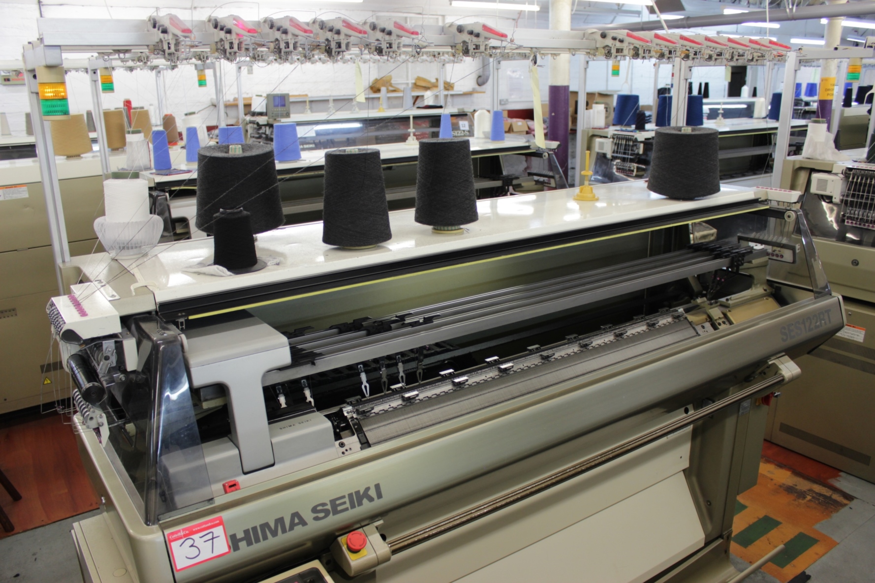 Shima Seiki SES122RT Computerised 10 Gauge Flatbed Knitting Machine