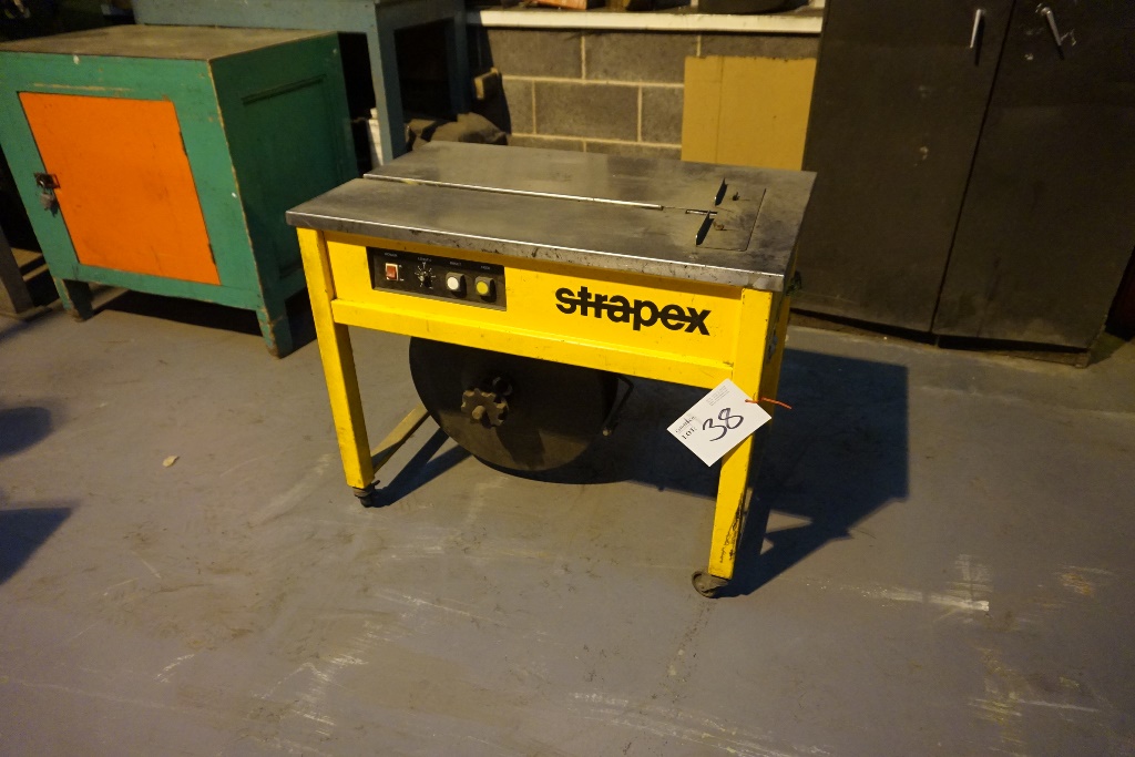 Strapex Allback Band Strapping Table.