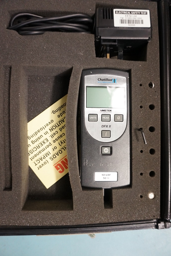 (2) Ametek Chatillon DFXII 10LBF 50N Digital Force Gauges with Carry Cases