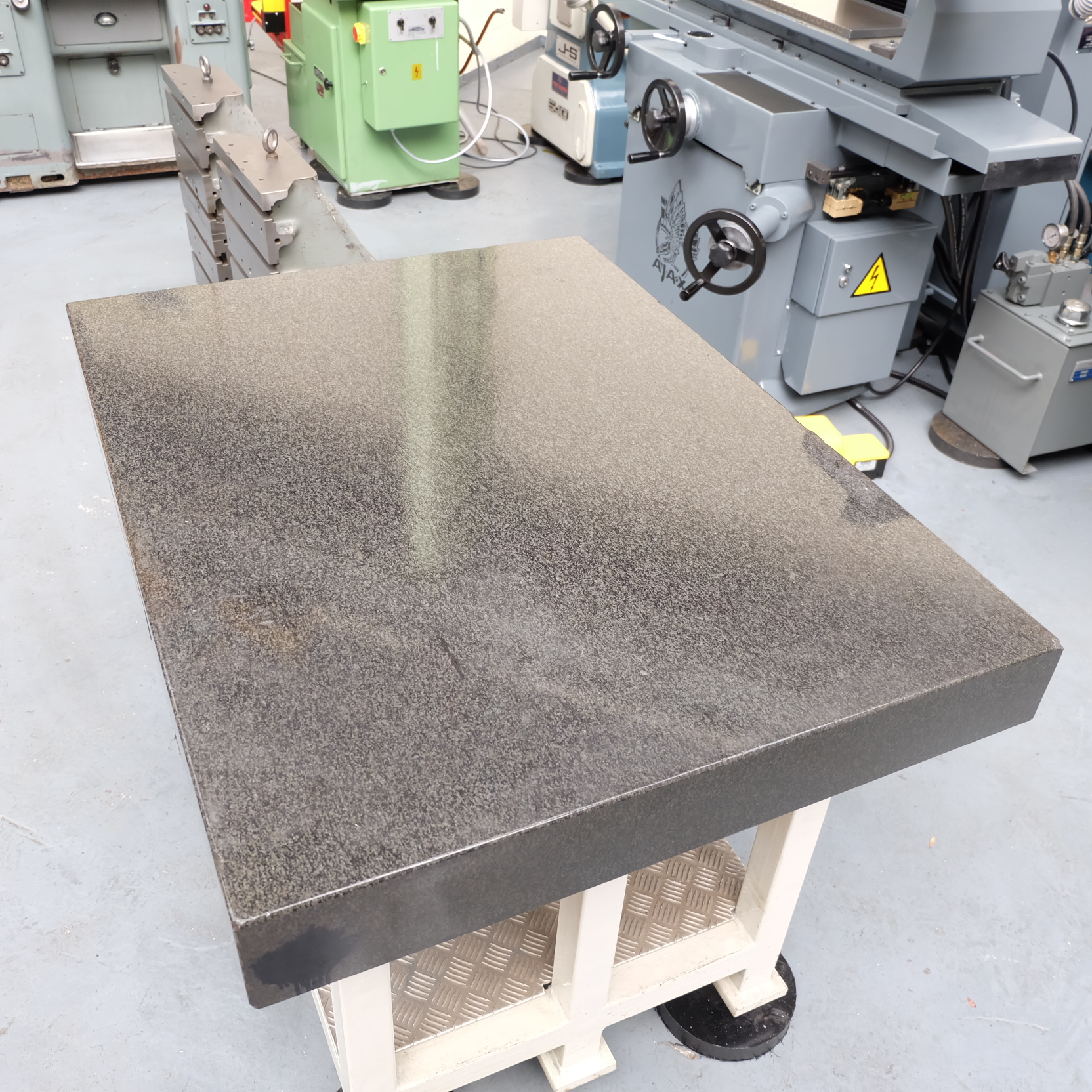 WBJ Granite Surface Table