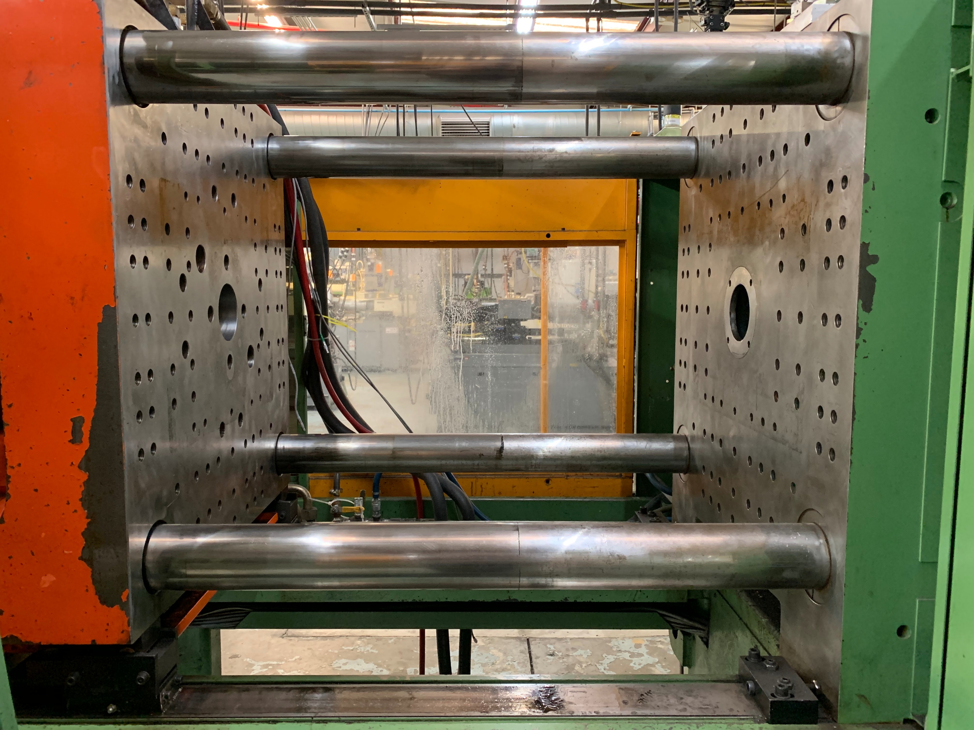 ENGEL ES700/250 Injection Molding Machine