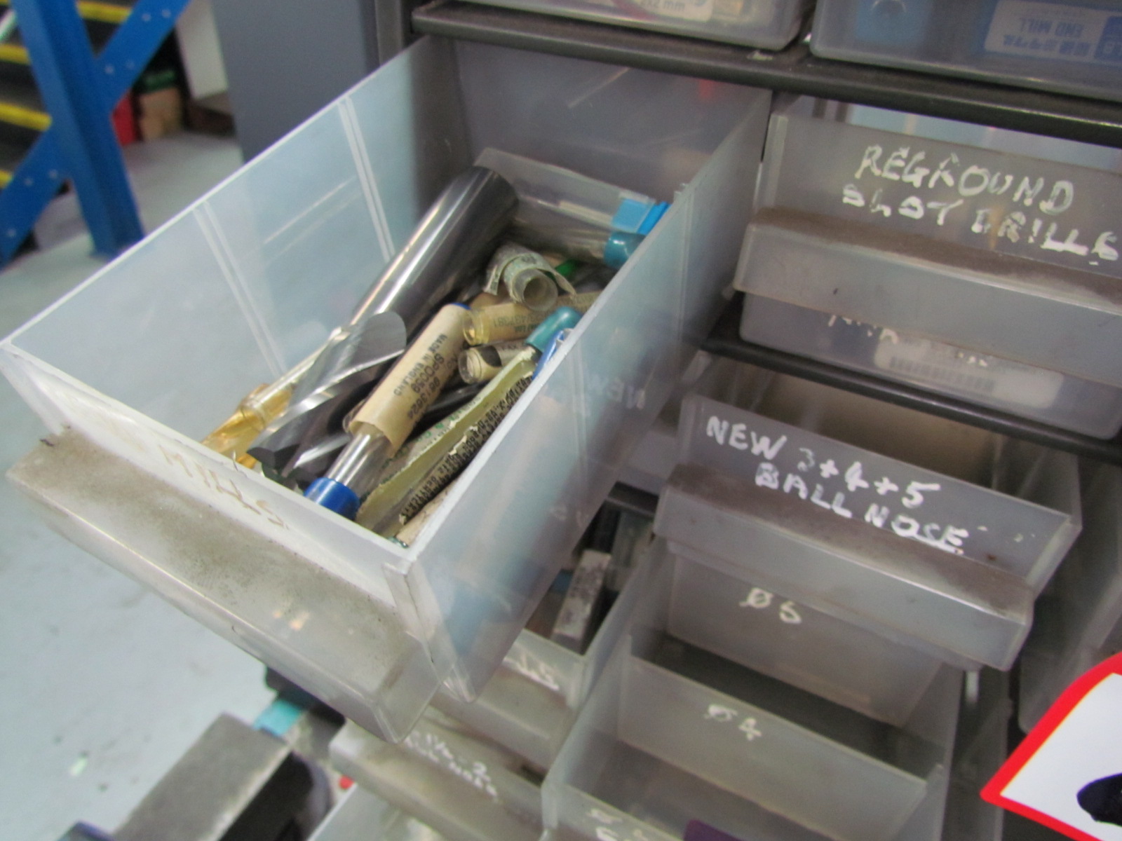 Milling Cutters & End Mills