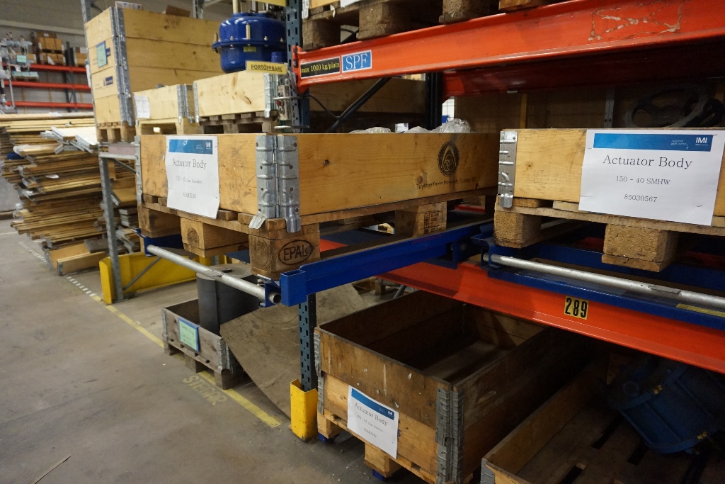 (6) Bays of Racking 5m x 1.1m Wide x 3.3m High Approx. Some with Pull ...