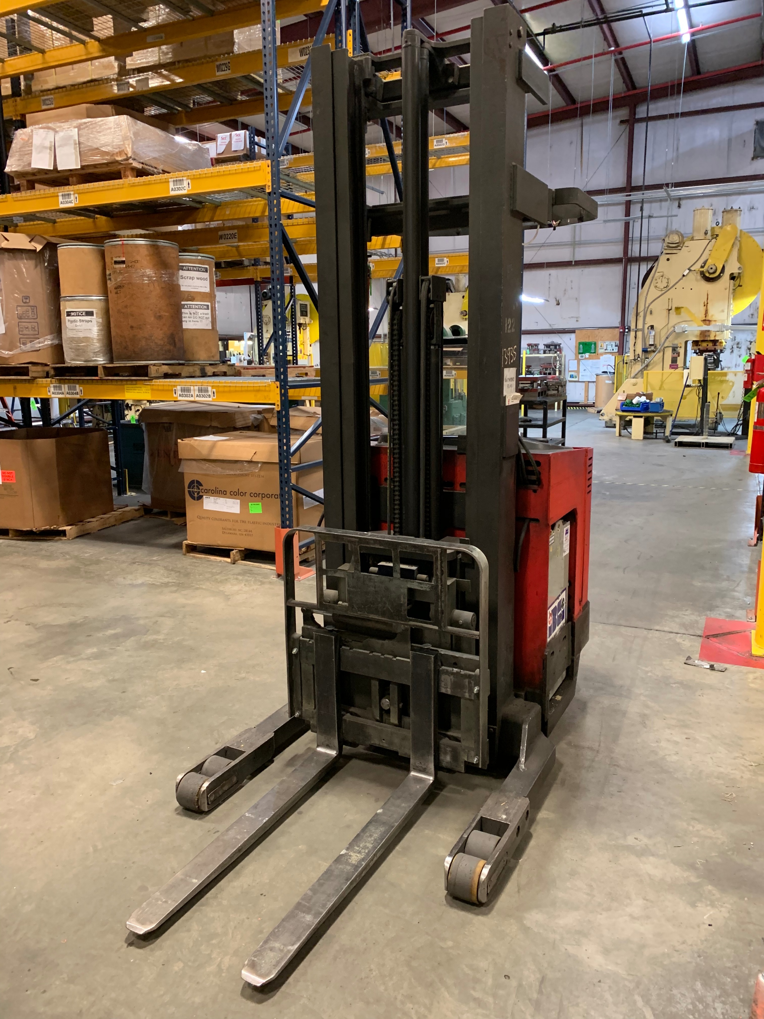 RAYMOND EASI 4,000 LB StandUp Electric Forklift, s/n EZA9504617, 42
