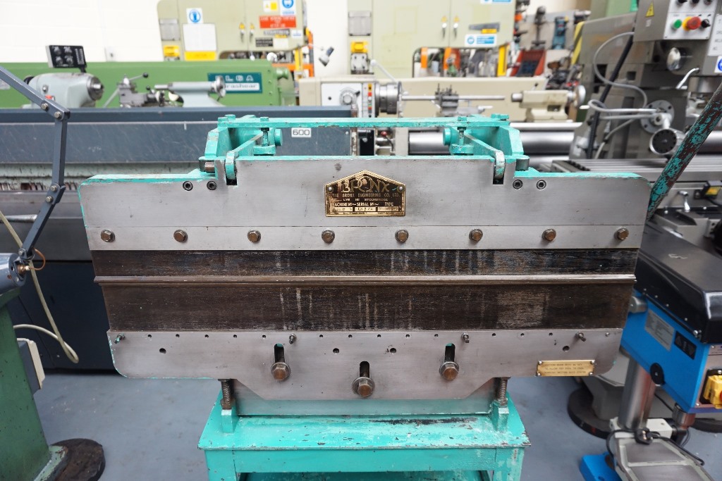 Bronx Type 8H036E Manual Press Brake