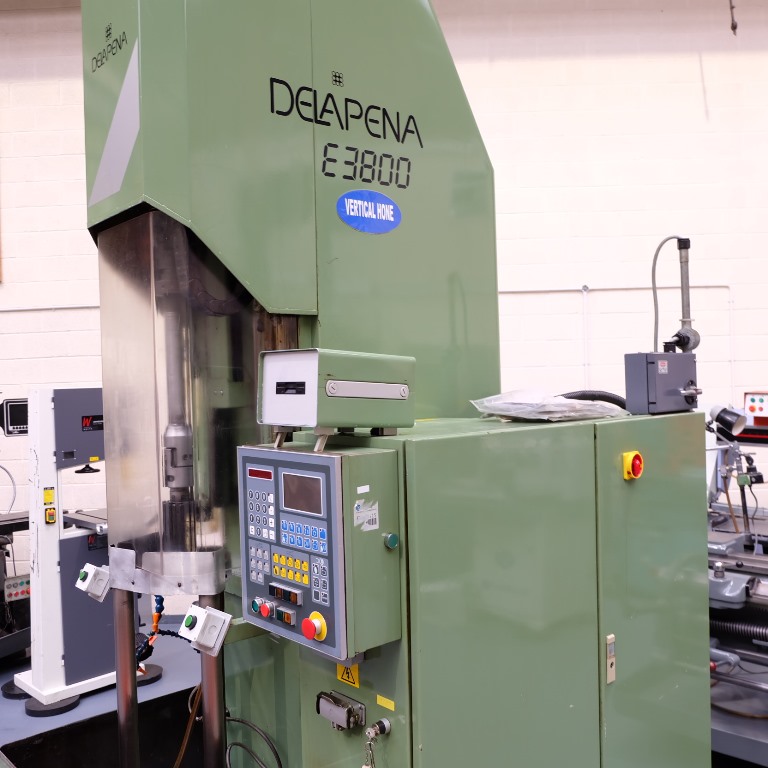 Delapena Type E3800/E3000 Vertical Honing Machine