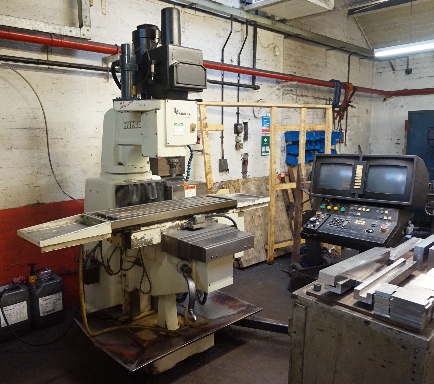 Hurco Hawk 5M CNC Milling Machine with Ultimax 3 CNC Control
