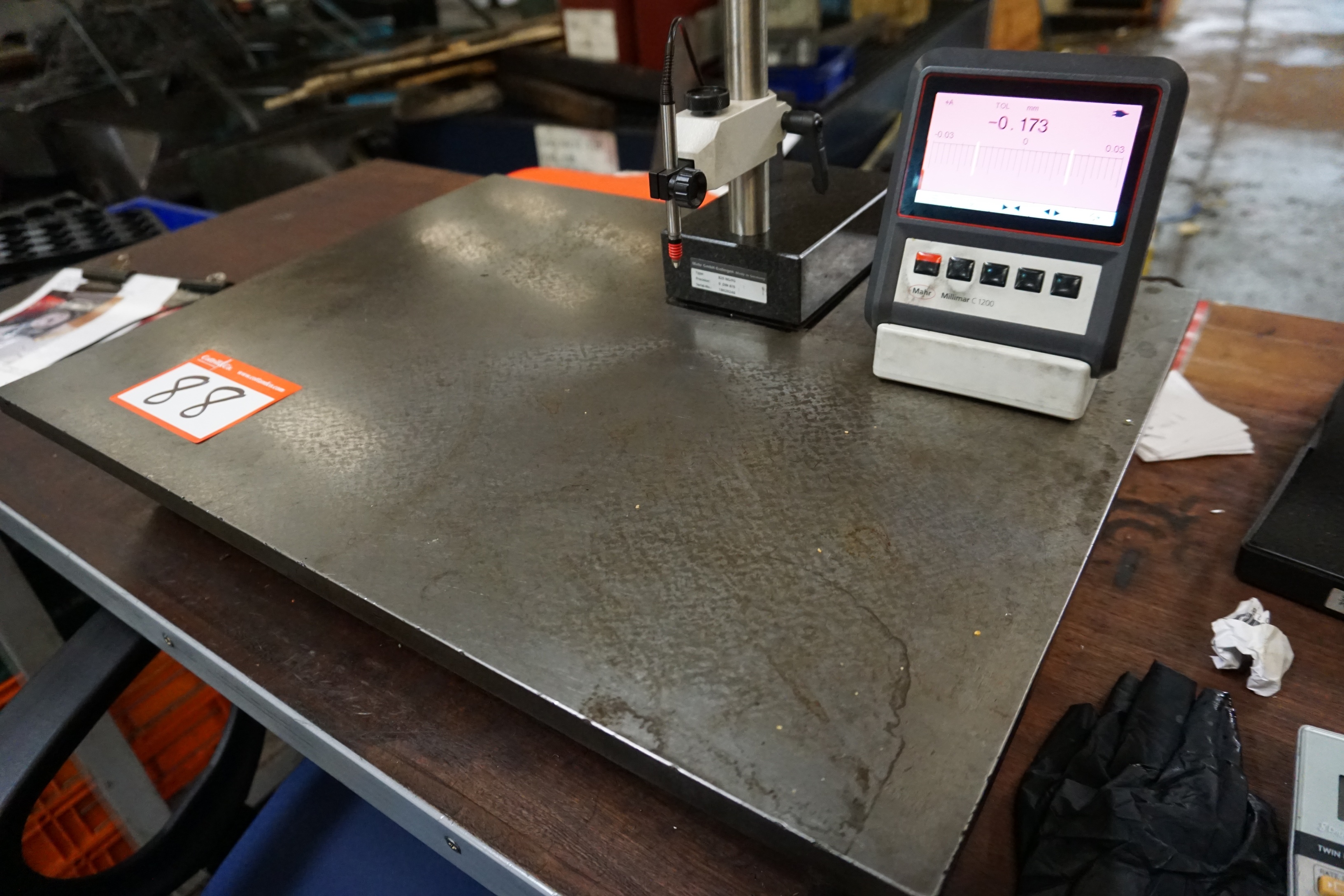 Mahr Millimar C1200 Surface Tester with Steel Plate