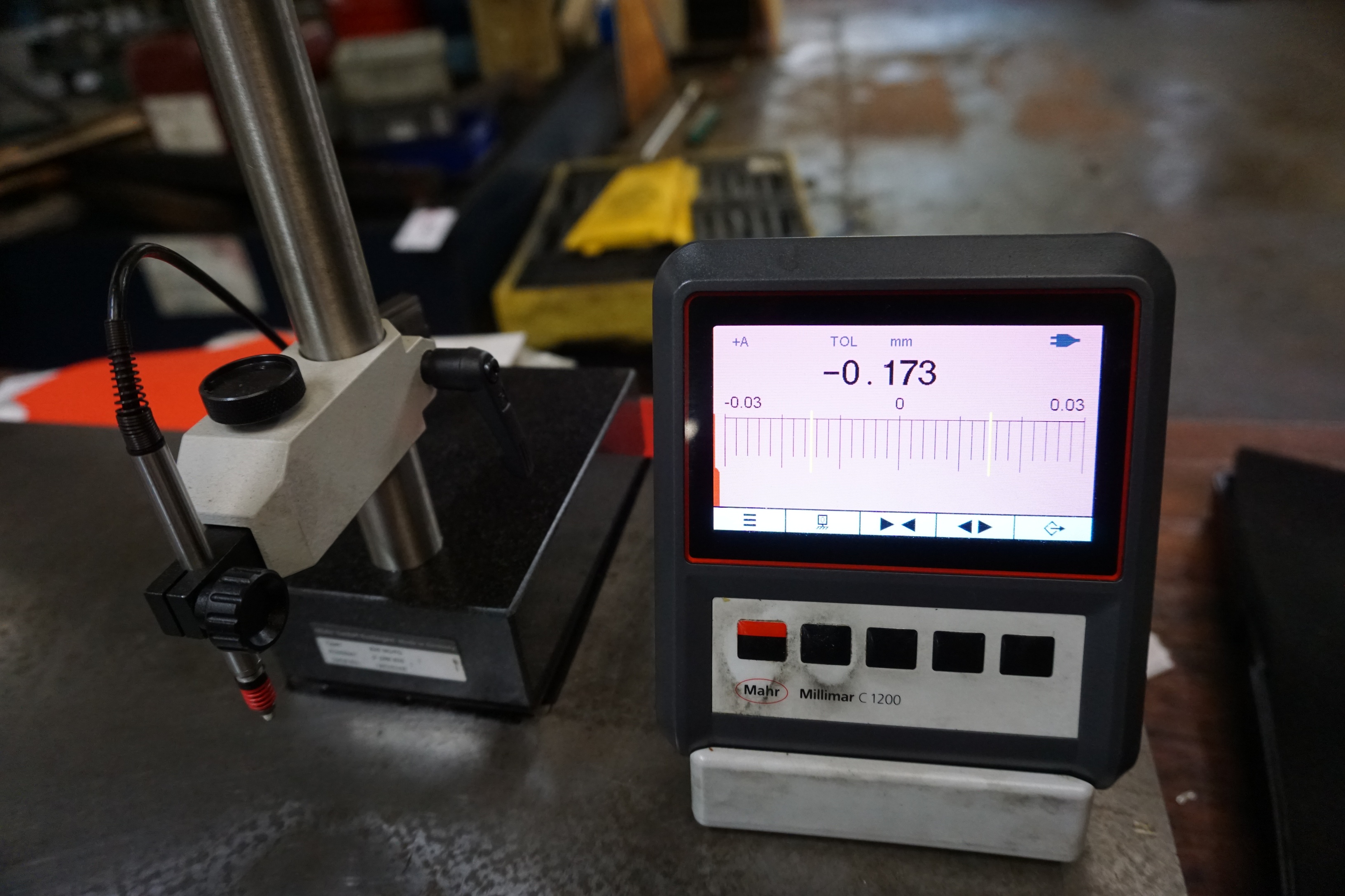 Mahr Millimar C1200 Surface Tester with Steel Plate