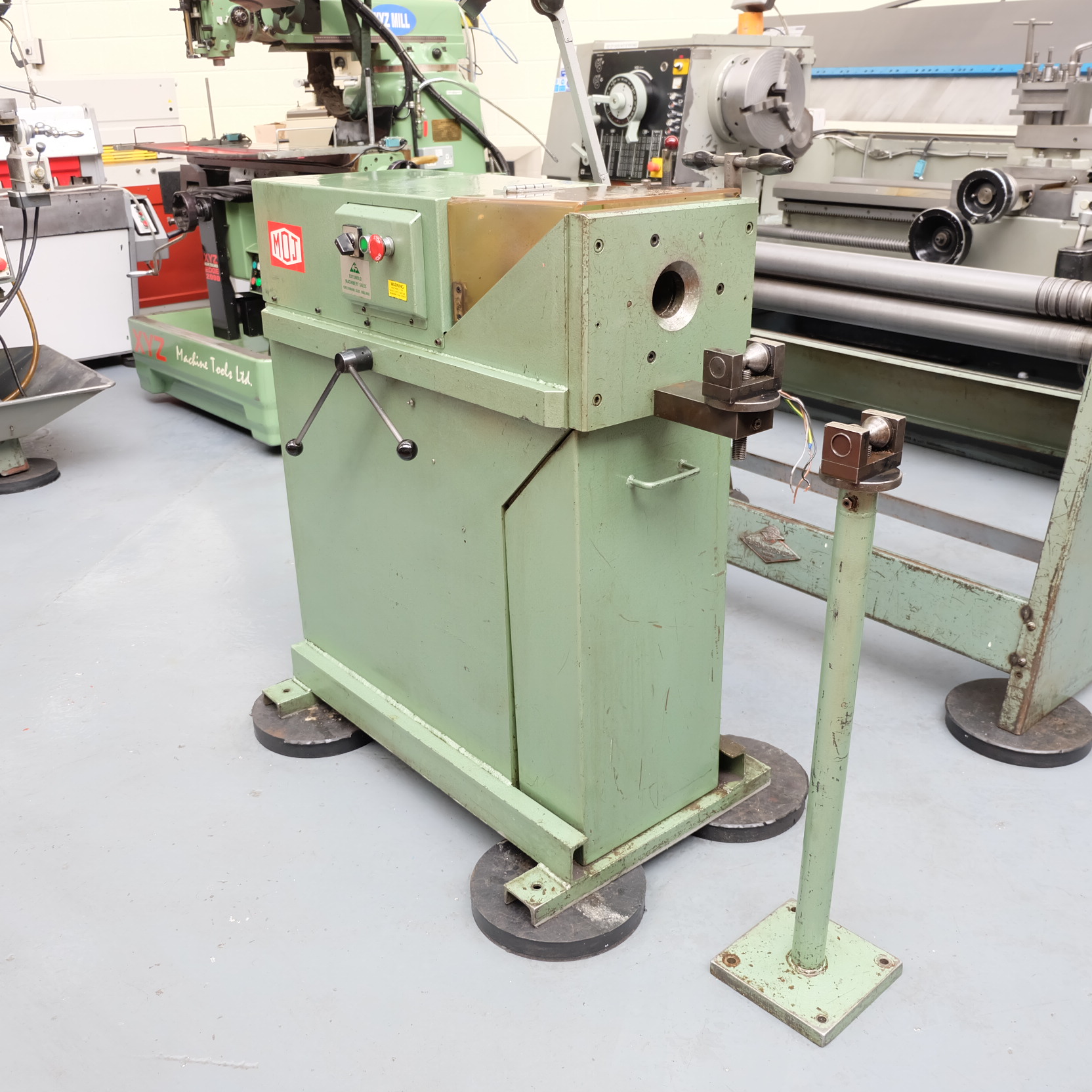 MOJ Bar Chamfering Machine