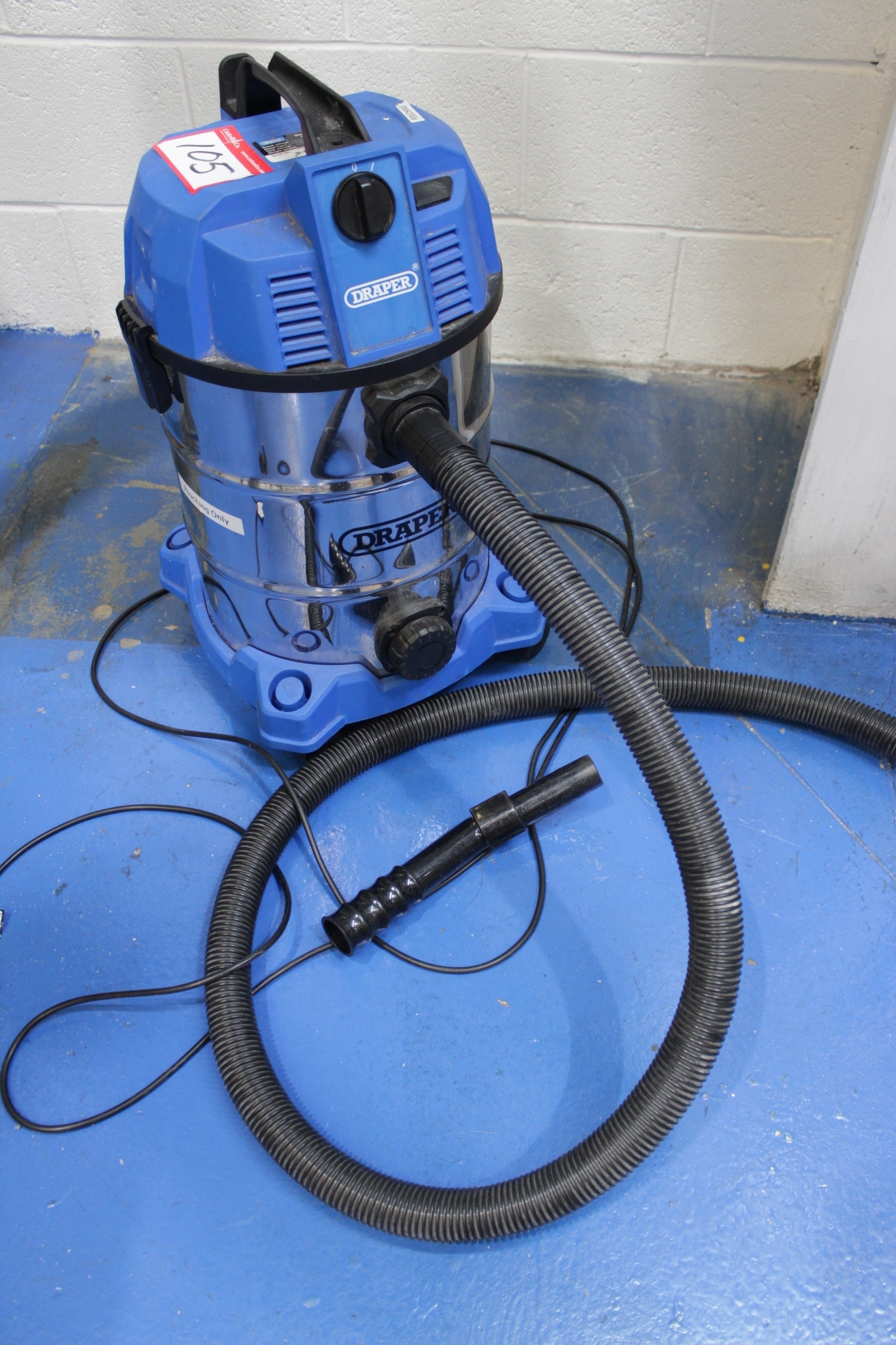 Draper 1600v Vacuum Cleaner