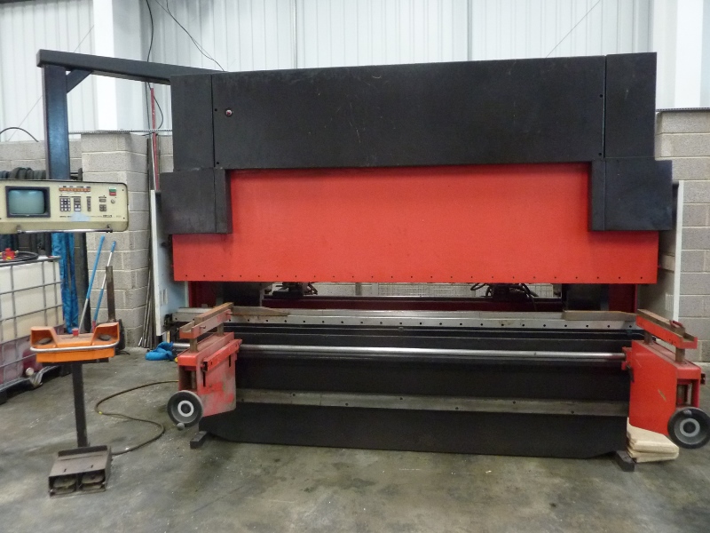 LVD PPN 100/30 Press Brake 5Axis CNC Downstroking Press Brake