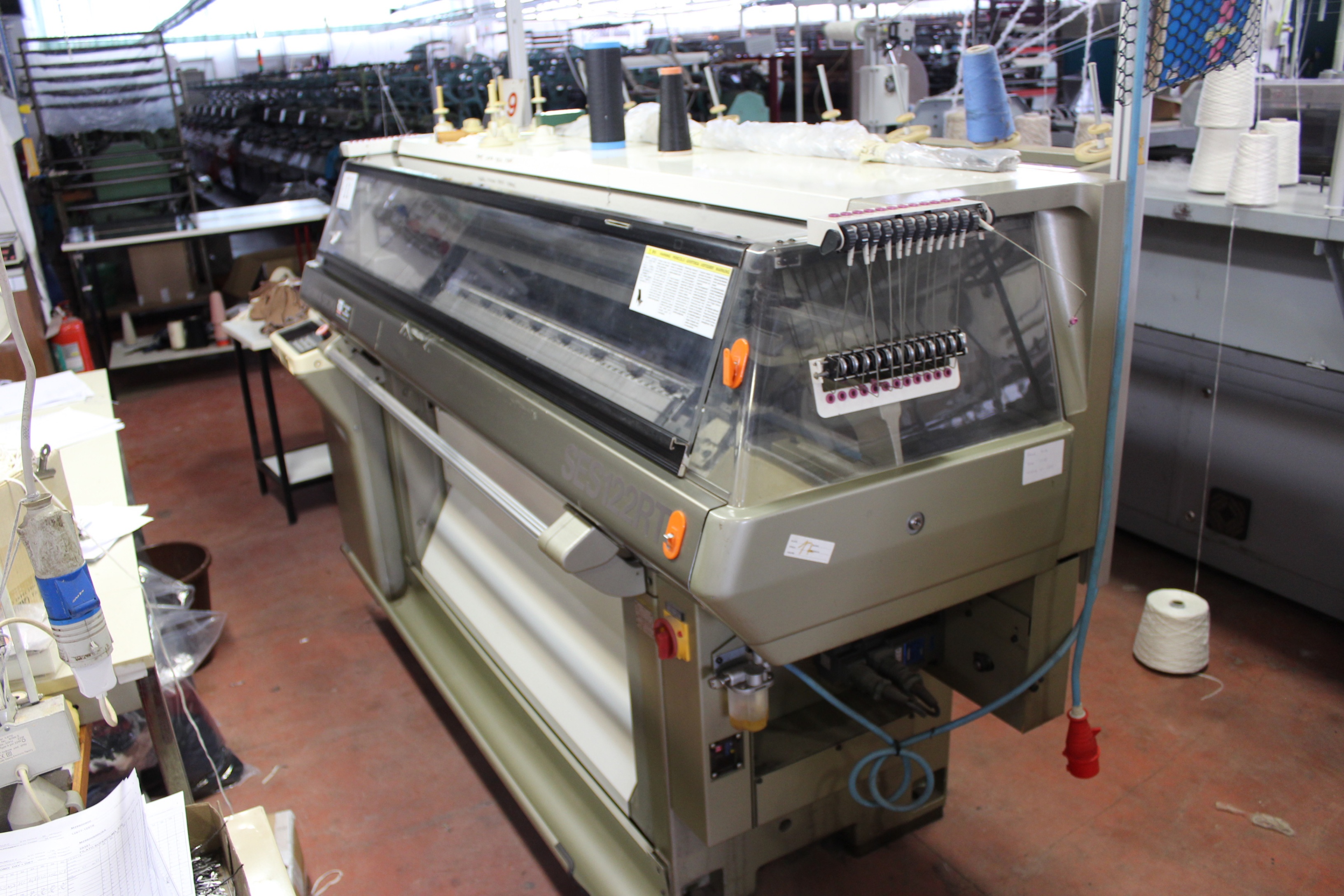 Shima Seiki SES 122RT Flat Bed Knitting Machine