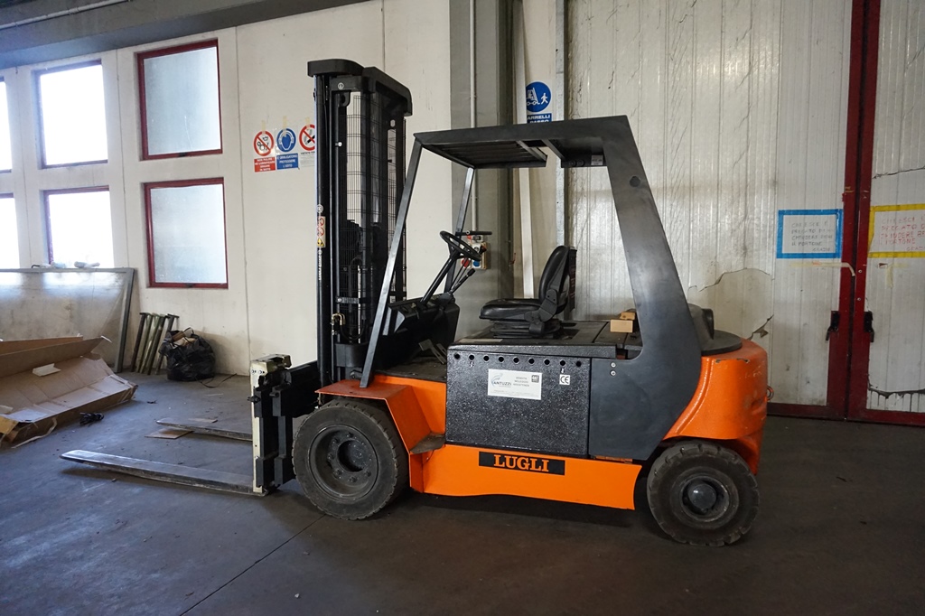Lugli Model EHX 60 Electric Fork Lift Truck