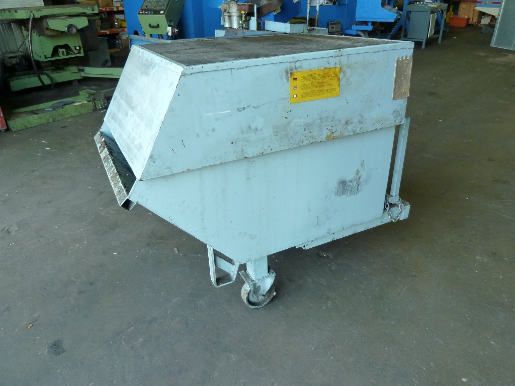 Tipping Skip