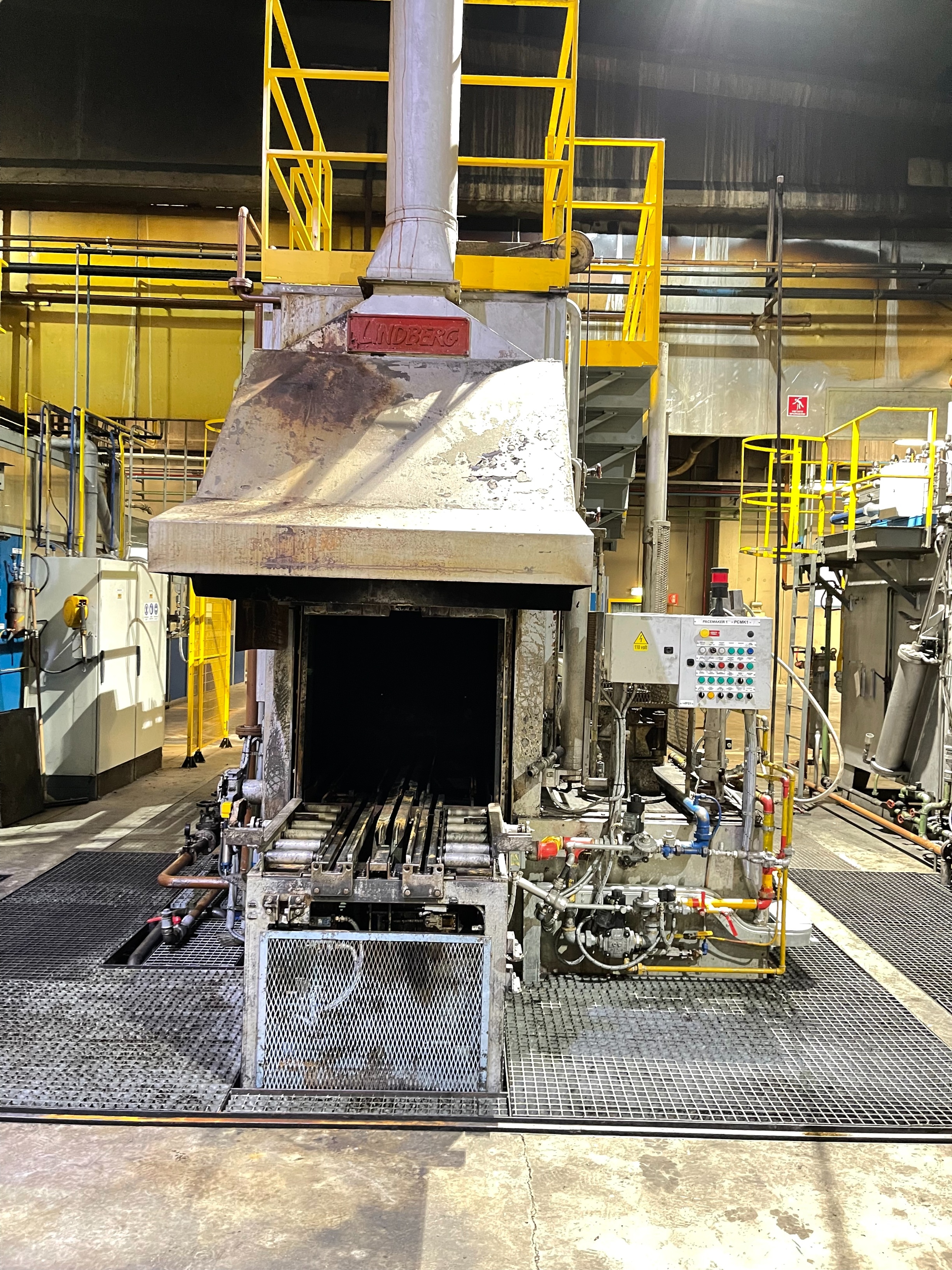 Lindberg Pacemaker 2 SAS Fired Heat Treatment Furnace