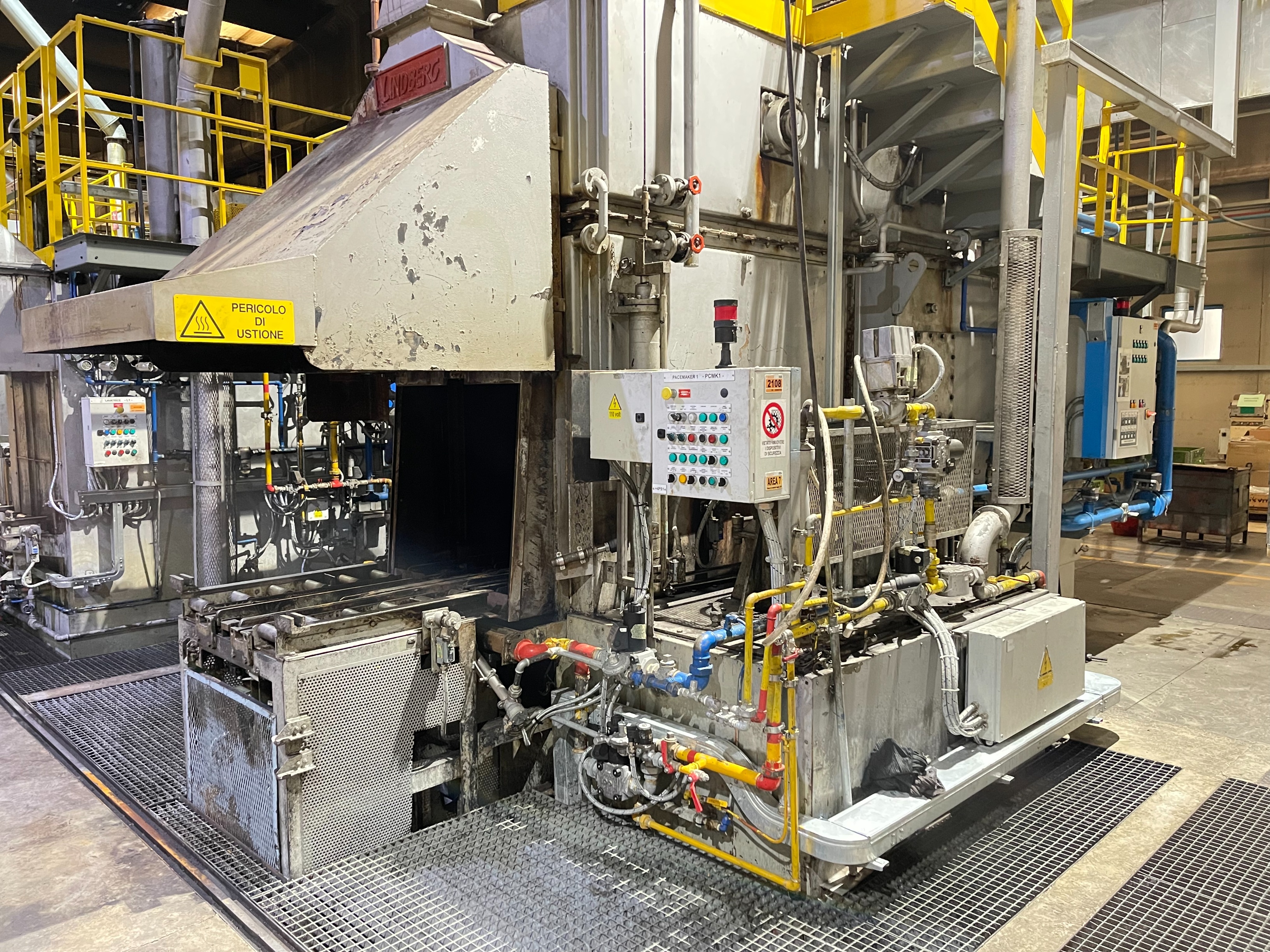 Lindberg Pacemaker 2 SAS Fired Heat Treatment Furnace