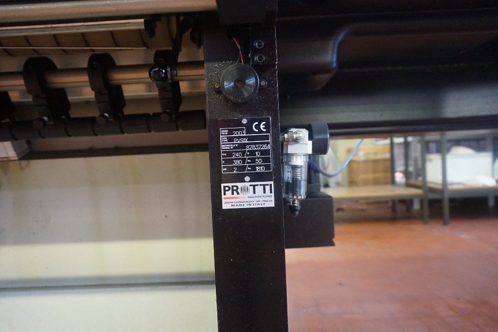 Protti Model PV91X Flat Knitting Machine