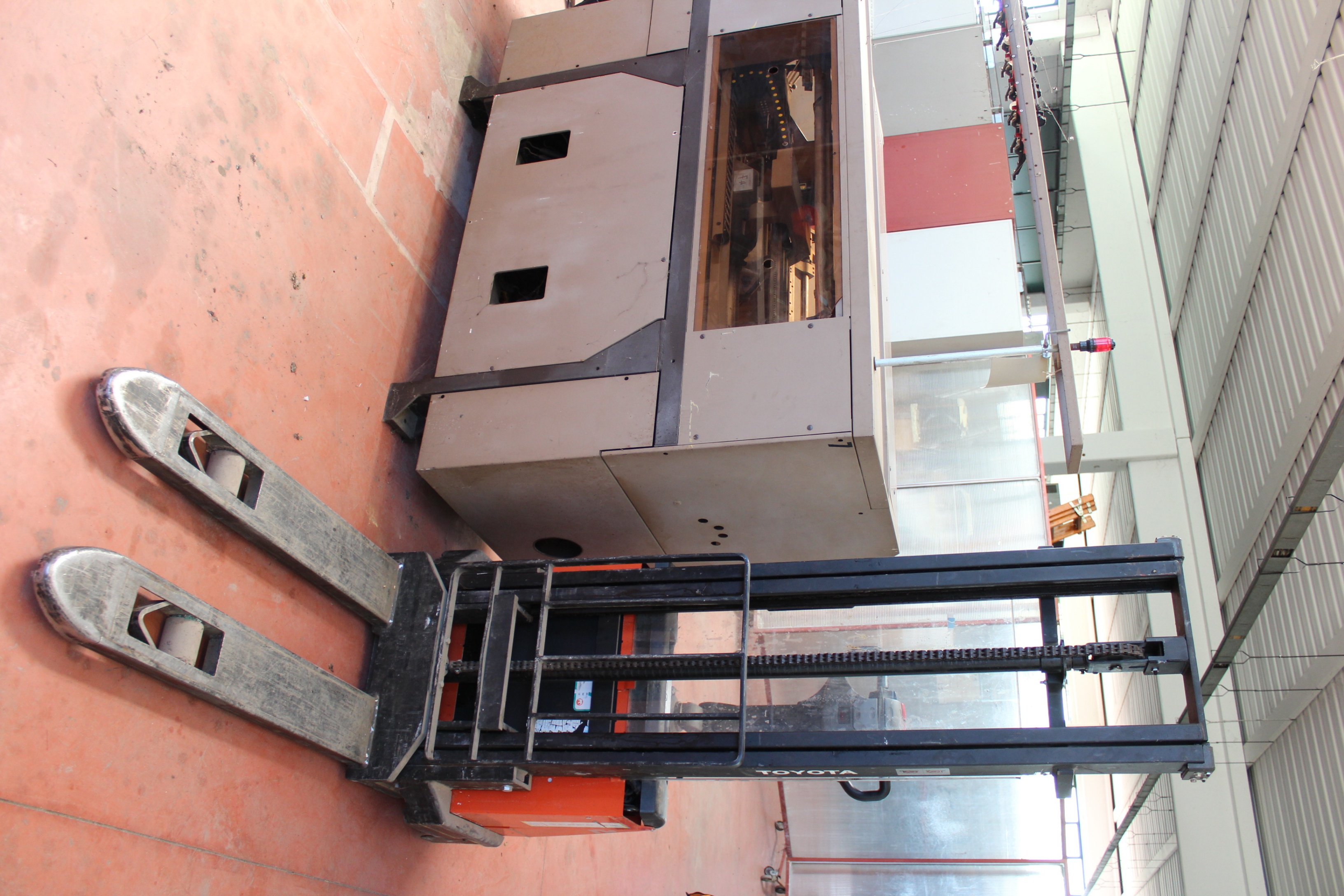 Toyota Electric Pallet Truck