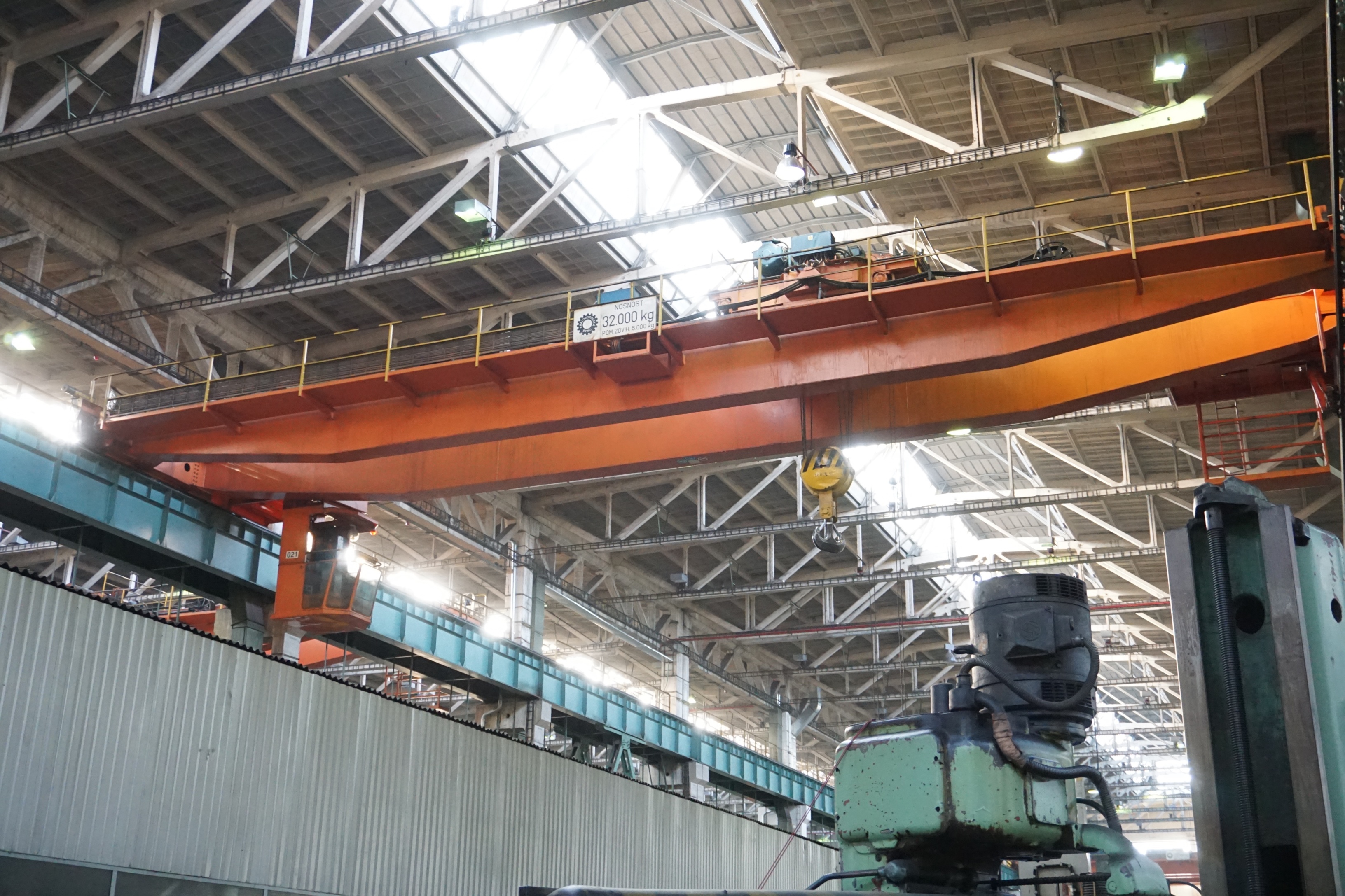 Sub 32,000kg Twin Beam Overhead Travelling Gantry Crane