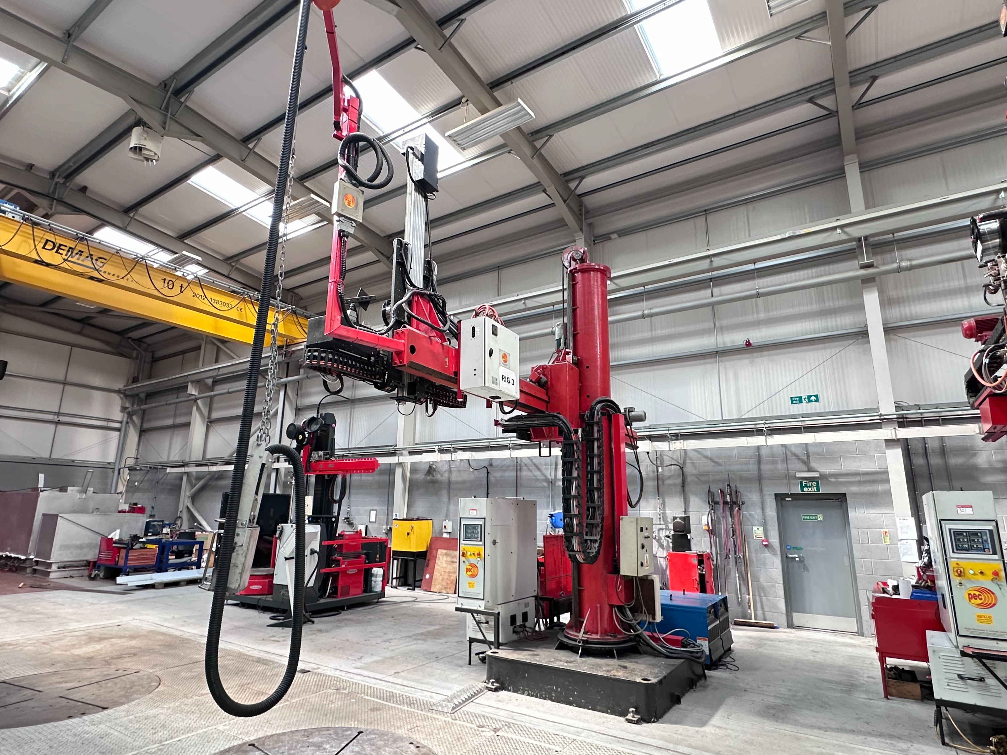 PEC Twin Arc Multiclad Cladding Machine System. (2013)