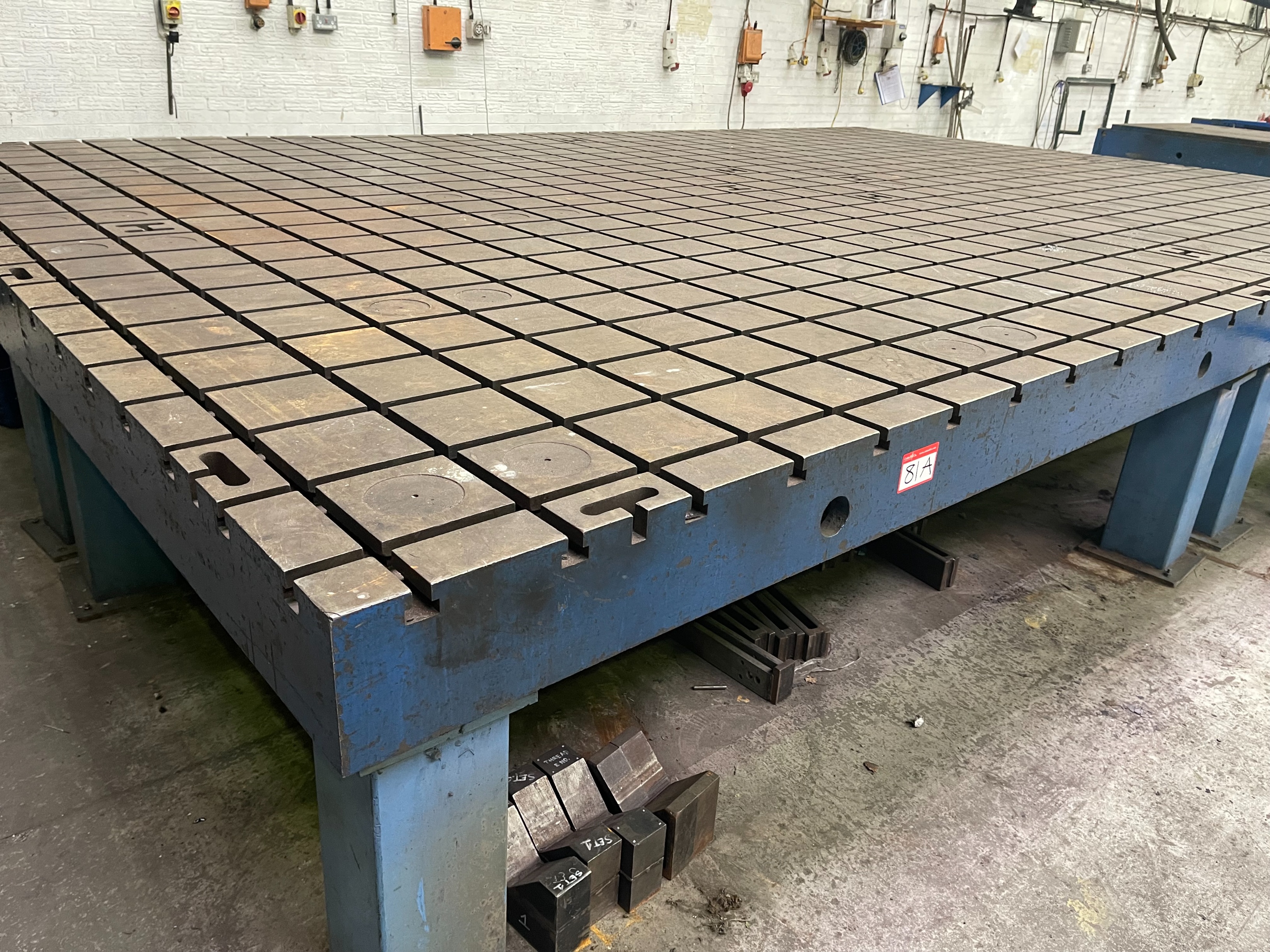 Slotted Table Reference 3m x 2m Slotted Table