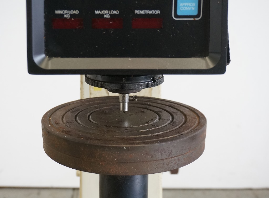 Wilson Rockwell Series 500 Bench Type Hardness Tester